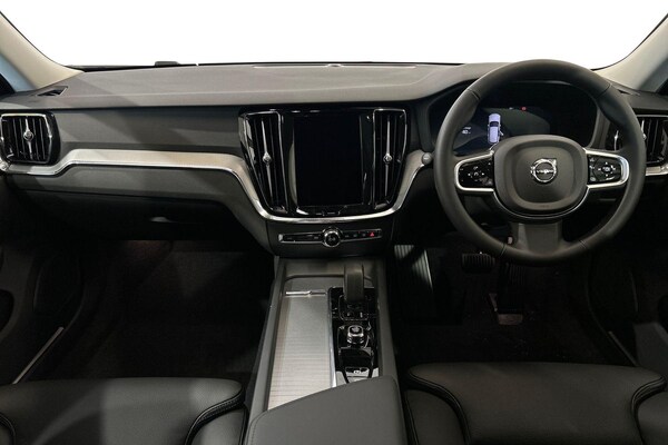 Used Volvo V60 2025 for sale - 76200599: Photo 7