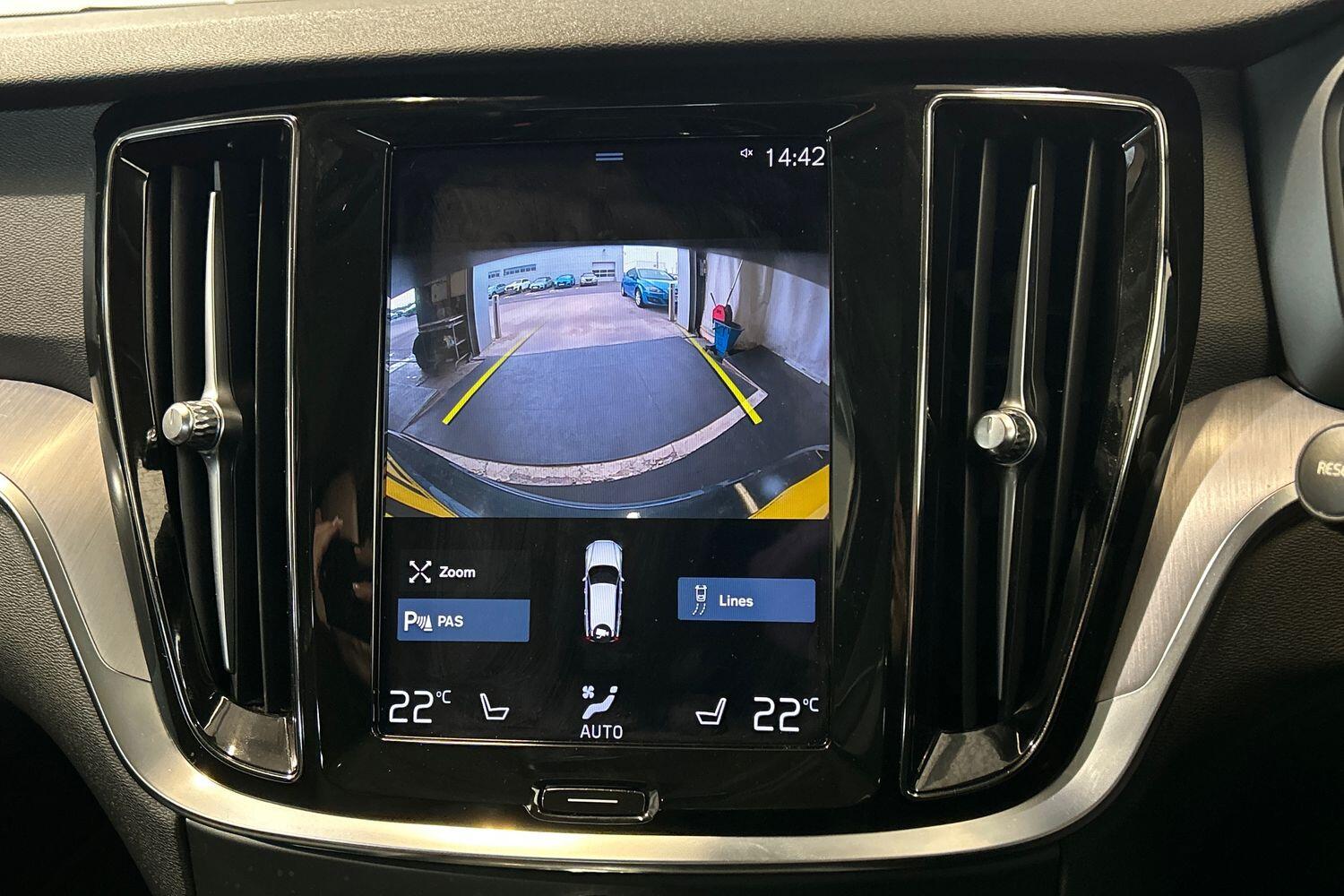 Used Volvo V60 2021 for sale - 76043016: Photo 17