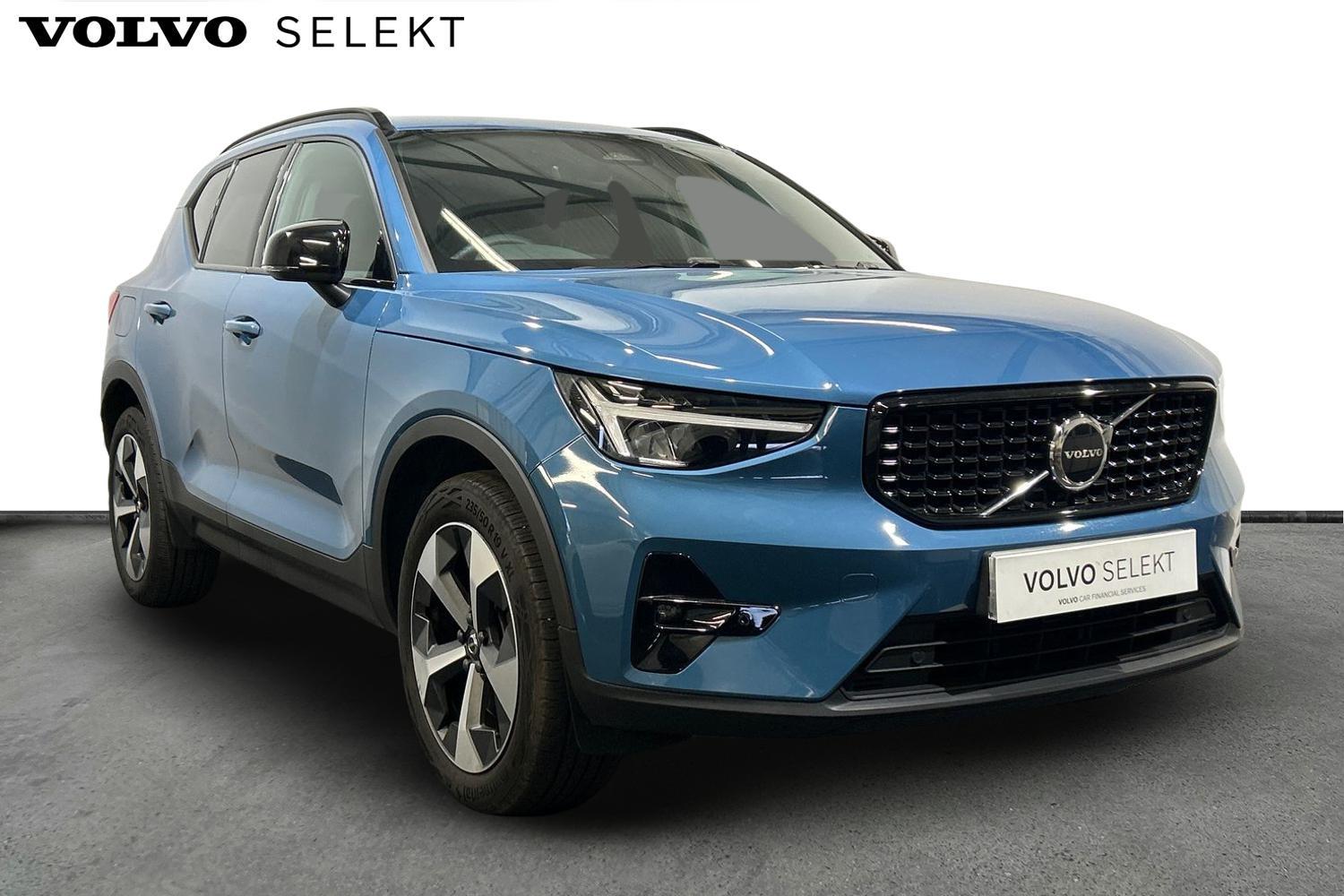 Used Volvo XC40 2025 for sale - 75990842: Photo 1