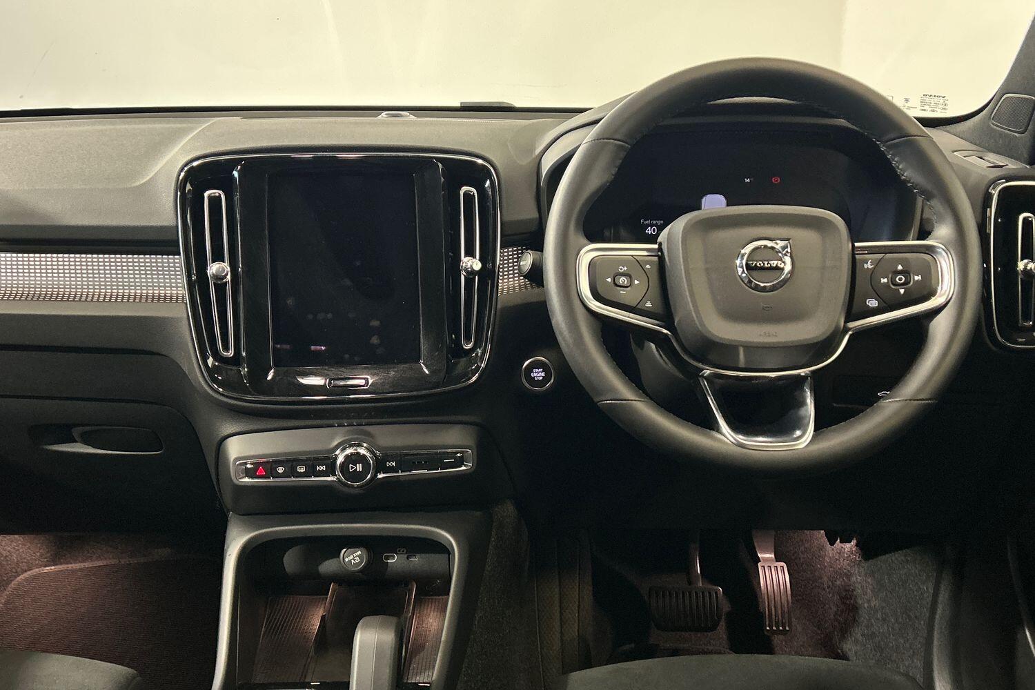 Used Volvo XC40 2025 for sale - 75990842: Photo 28