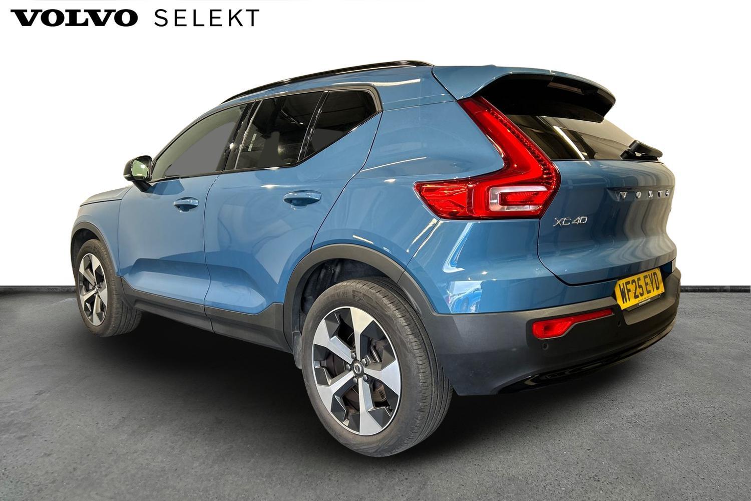 Used Volvo XC40 2025 for sale - 75990842: Photo 4