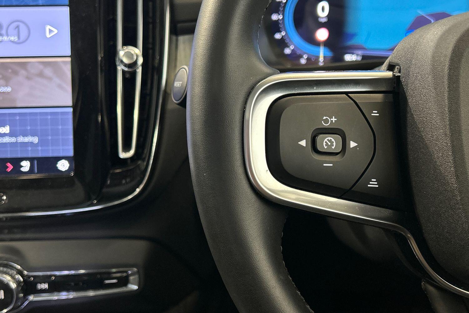 Used Volvo XC40 2024 for sale - 76020672: Photo 12