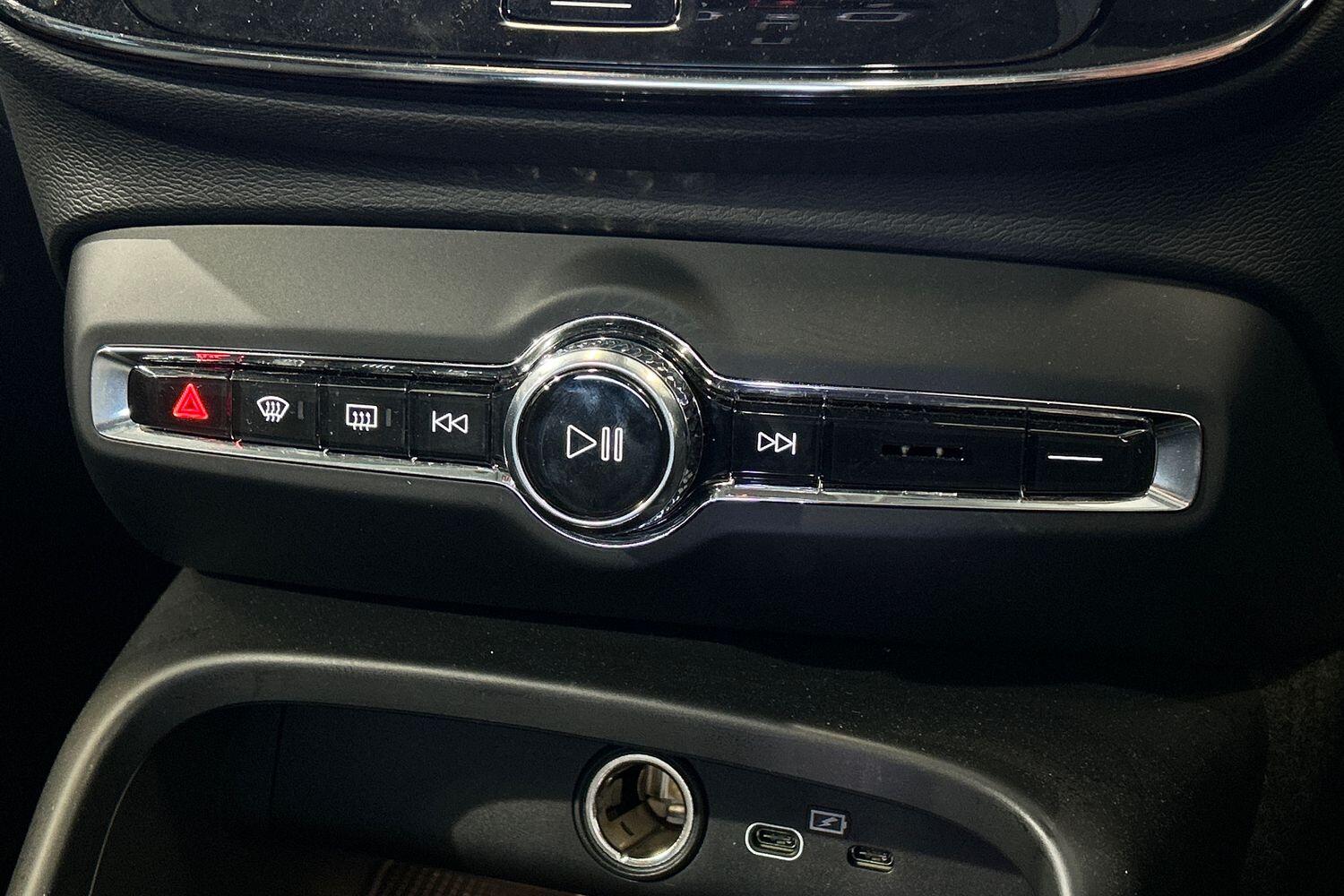 Used Volvo XC40 2024 for sale - 76020672: Photo 15
