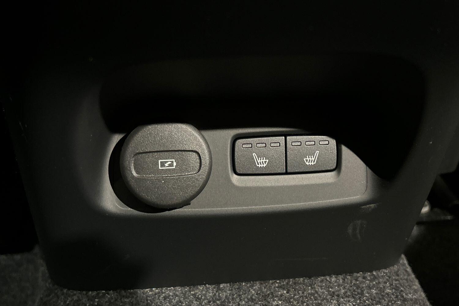 Used Volvo XC40 2024 for sale - 76020672: Photo 30