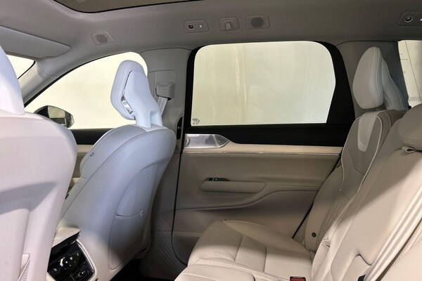Used Volvo EX90 2025 for sale - 75687620: Photo 18
