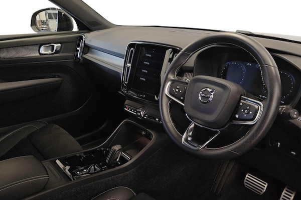 Used Volvo XC40 2021 for sale - 75351841: Photo 11