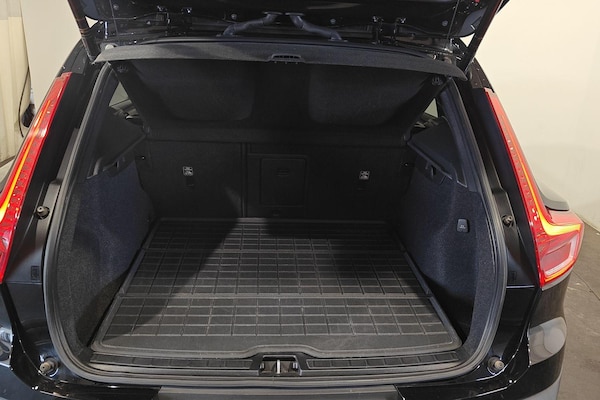 Used Volvo XC40 2021 for sale - 75351841: Photo 9