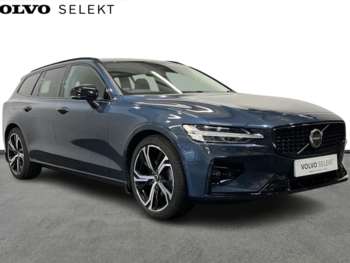 (73) - Plus, B4 Mild hybrid, Petrol, Dark 5-Door