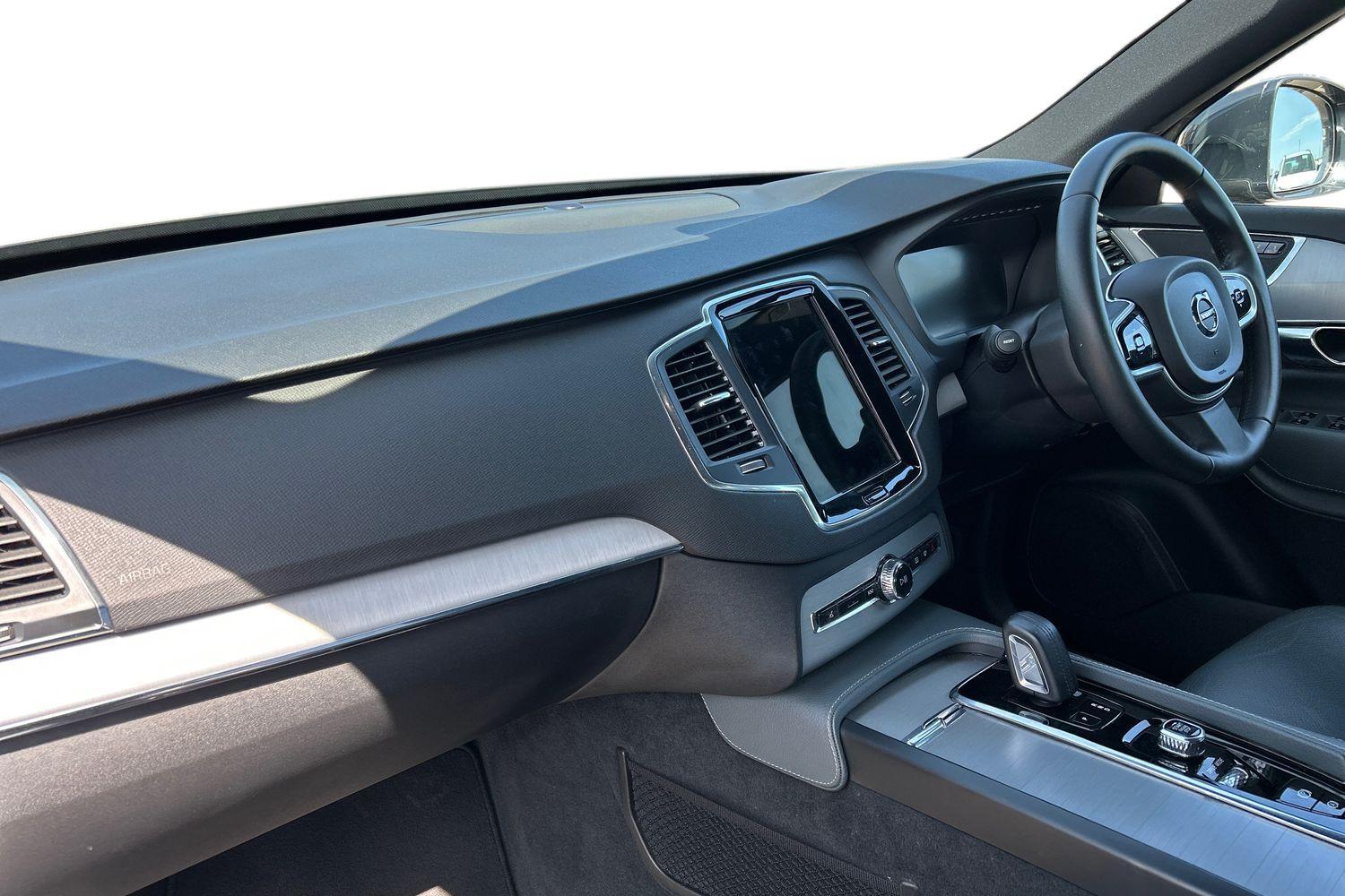 Used Volvo XC90 2021 for sale - 76095124: Photo 2
