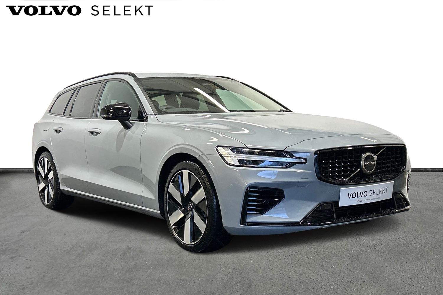 Used Volvo V60 2024 for sale - 76158878: Photo 1
