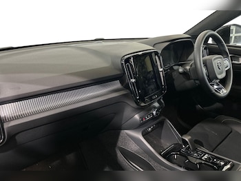 Used Volvo XC40 2024 for sale - 75430715: Photo