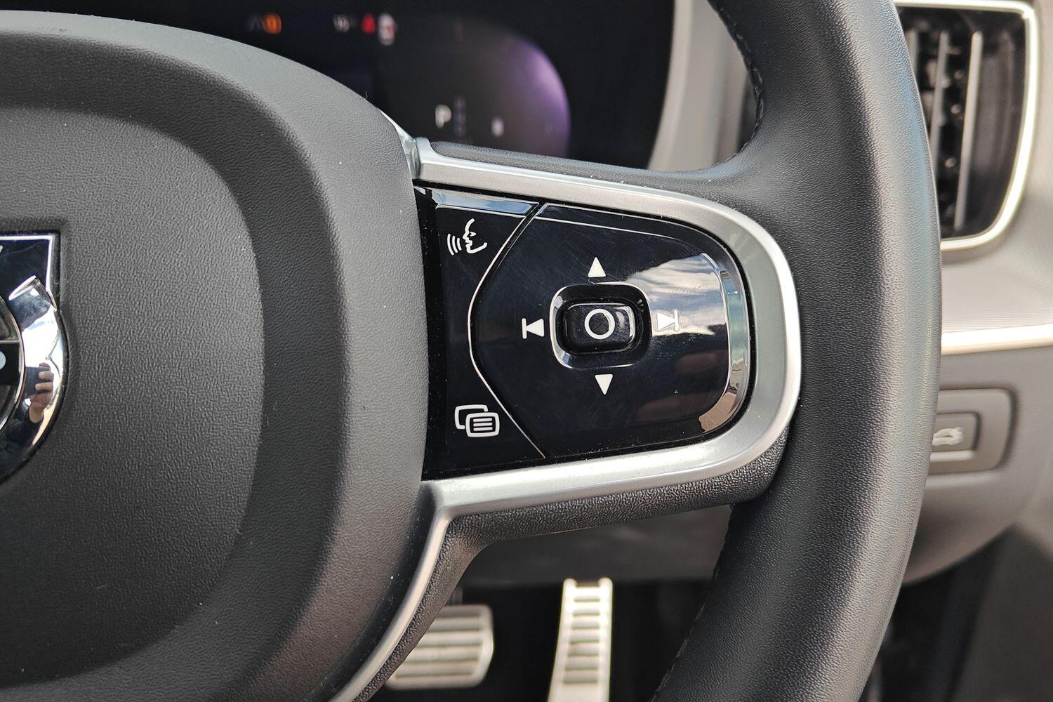 Used Volvo XC60 2021 for sale - 76032000: Photo 13