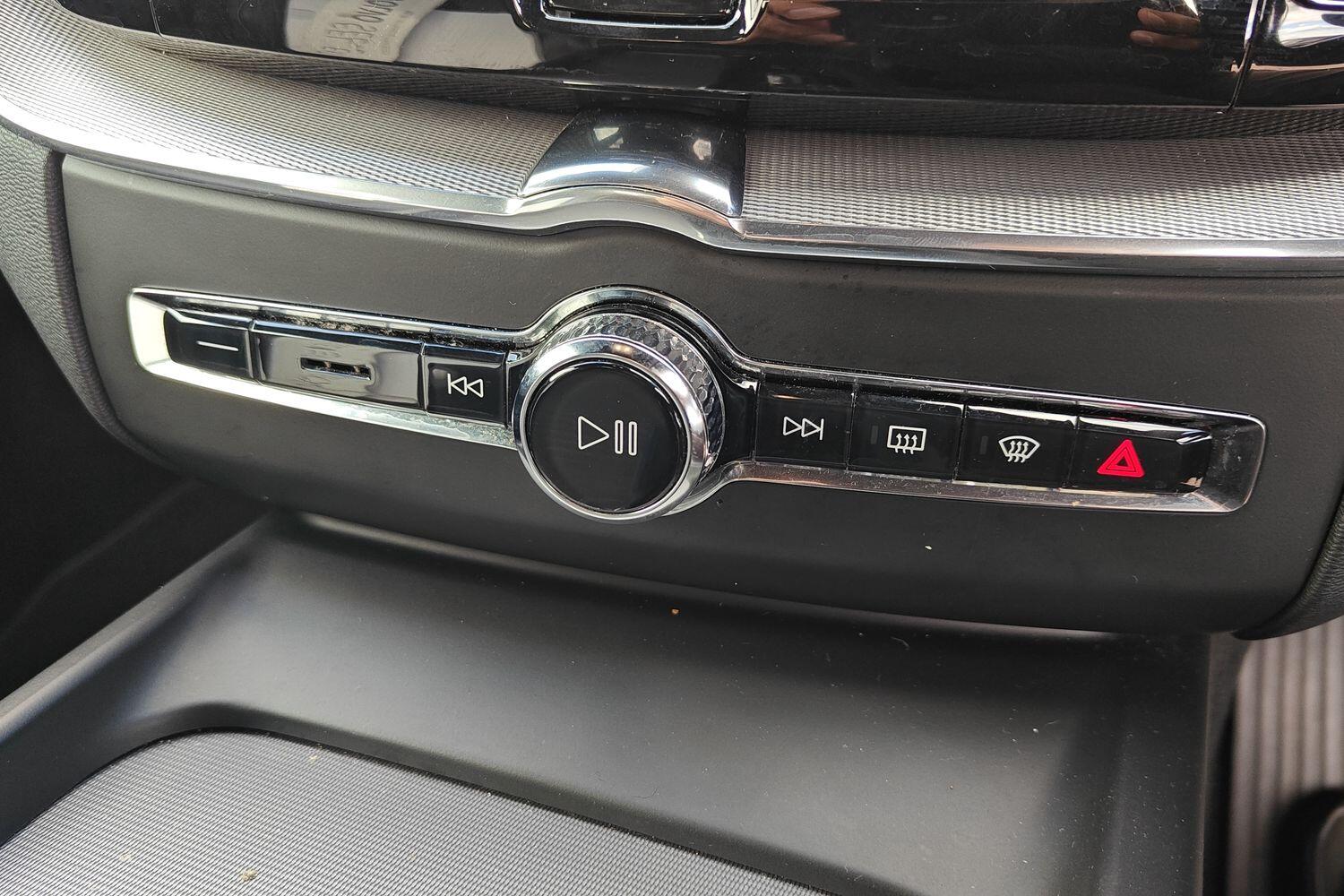 Used Volvo XC60 2021 for sale - 76032000: Photo 15
