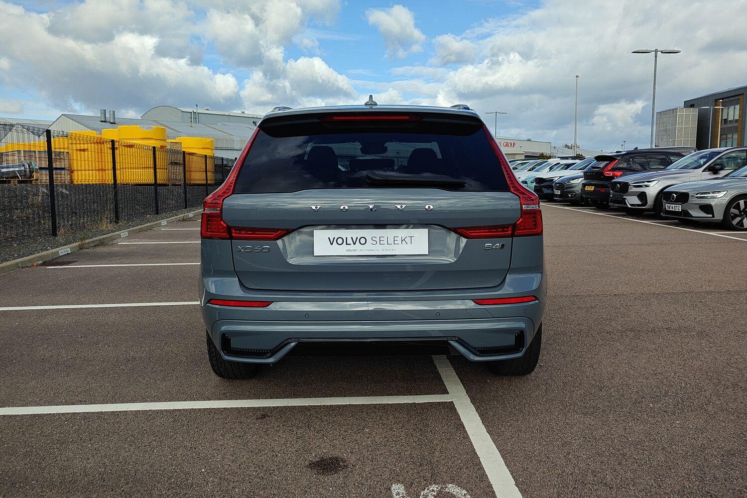 Used Volvo XC60 2021 for sale - 76032000: Photo 23