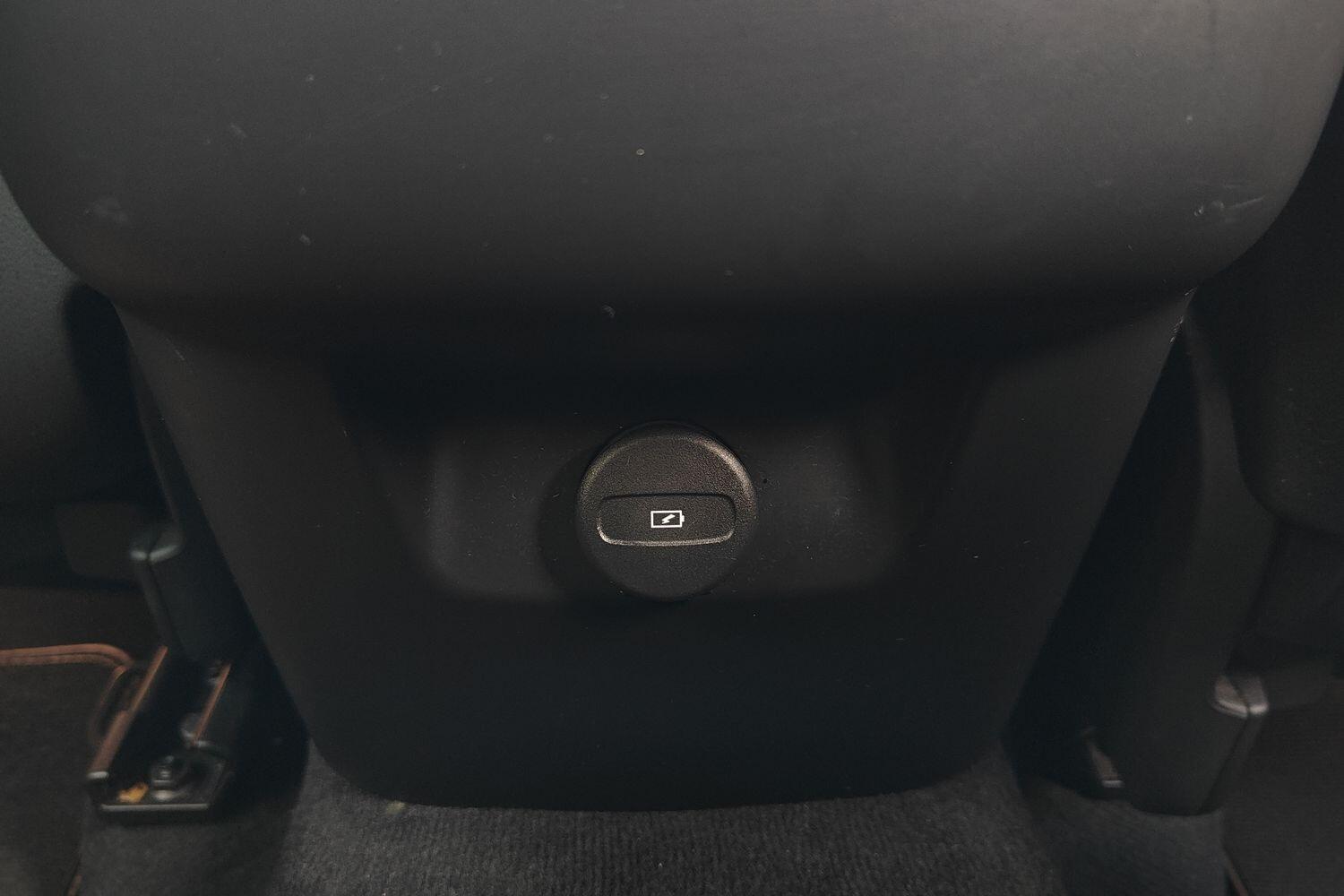 Used Volvo XC60 2021 for sale - 76032000: Photo 32