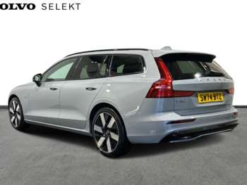 Used Volvo V60 2024 for sale - 74908776: Photo