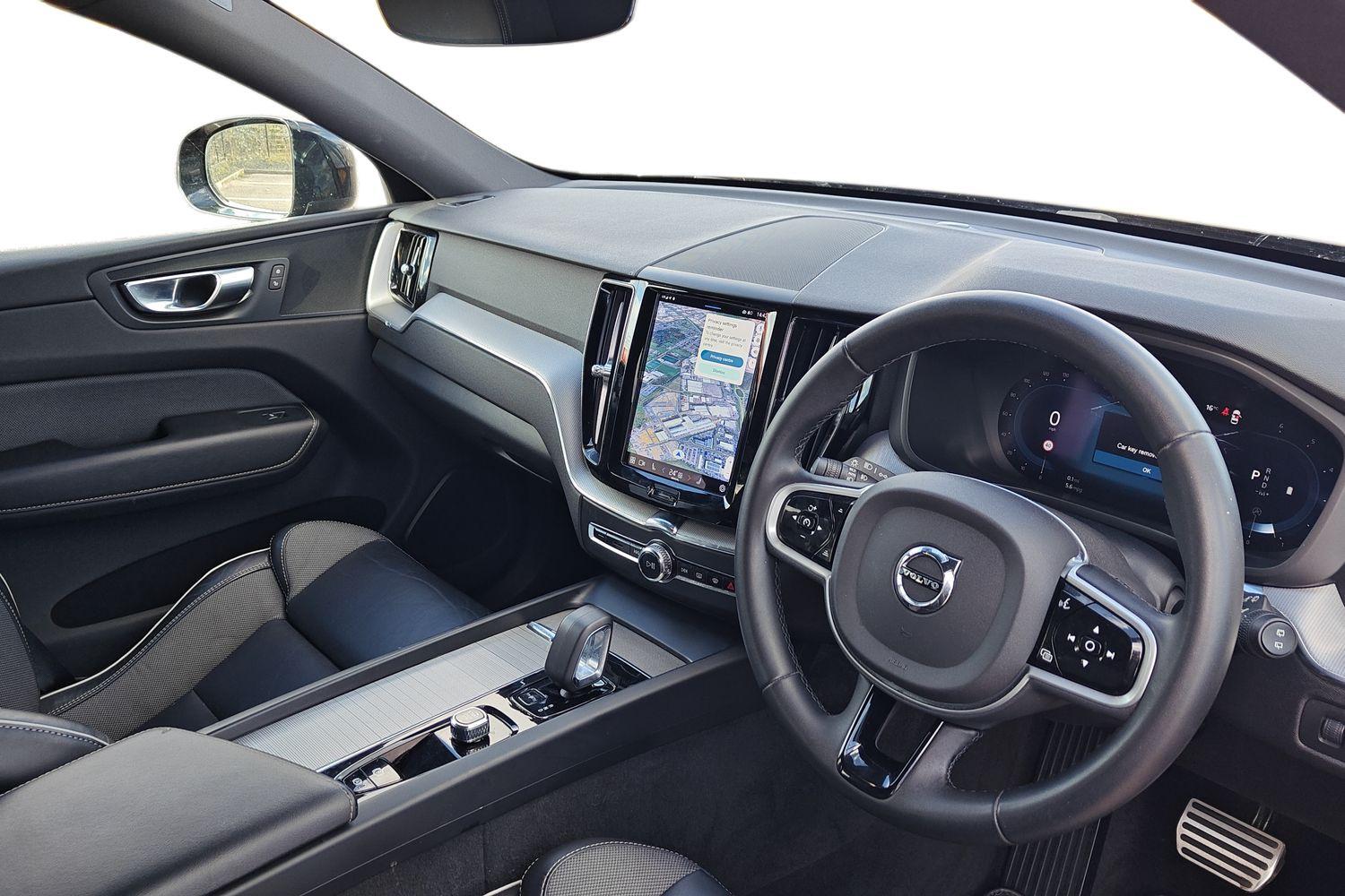 Used Volvo XC60 2022 for sale - 76032523: Photo 11