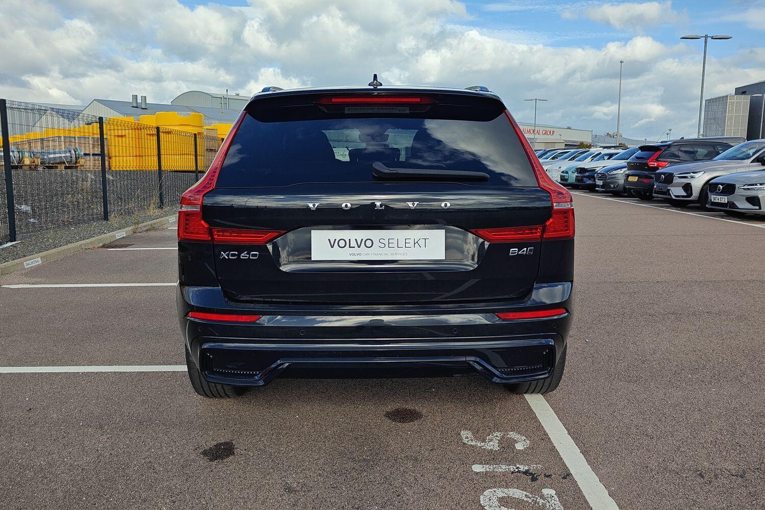 Used Volvo XC60 2022 for sale - 76032523: Photo 23
