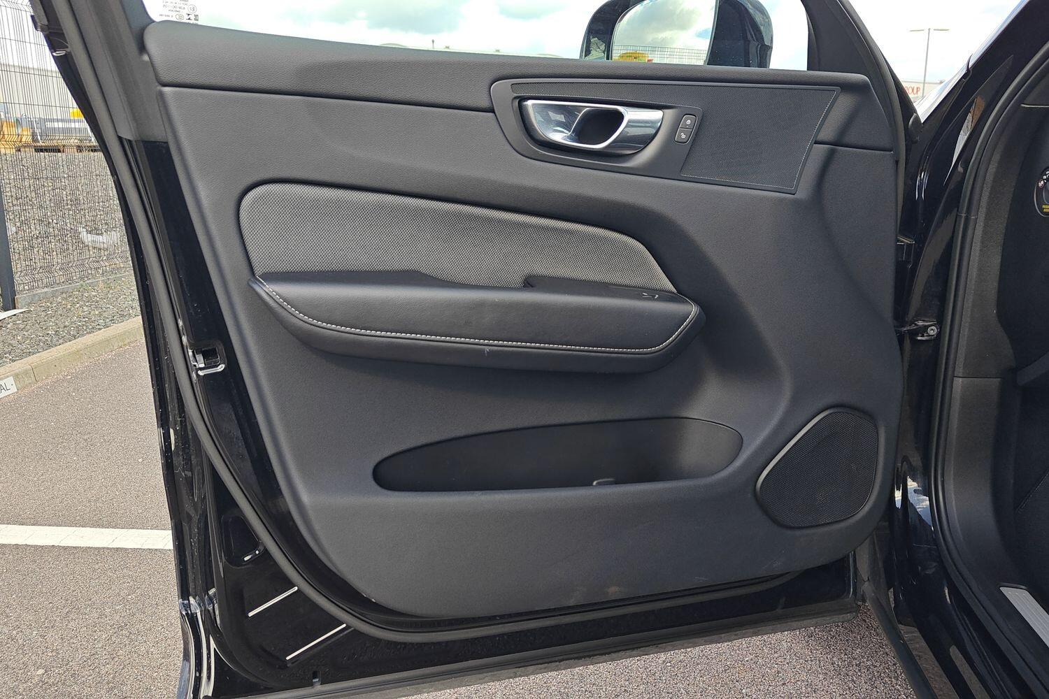 Used Volvo XC60 2022 for sale - 76032523: Photo 29
