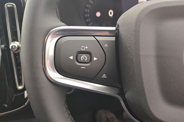 Used Volvo XC40 2025 for sale - 76174774: Photo 12