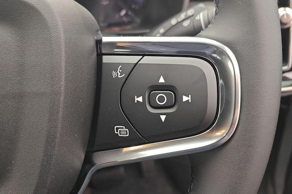 Used Volvo XC40 2025 for sale - 76174774: Photo 13