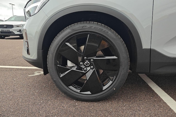 Used Volvo XC40 2025 for sale - 76174774: Photo 25