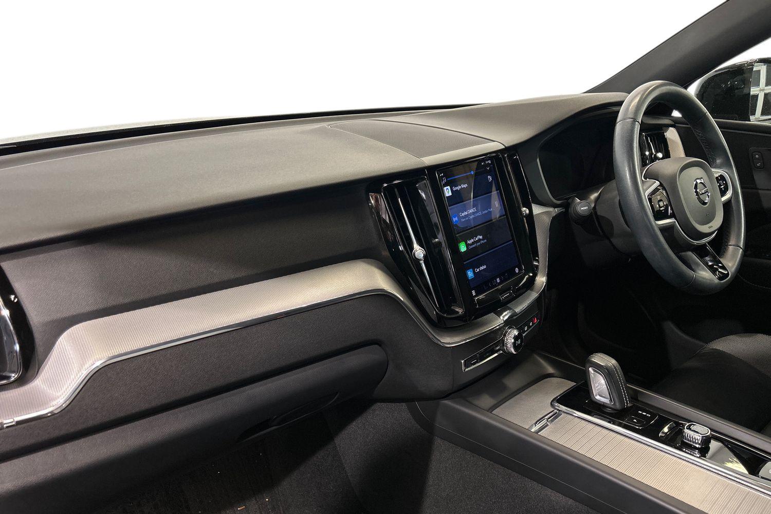 Used Volvo XC60 2021 for sale - 76043364: Photo 2