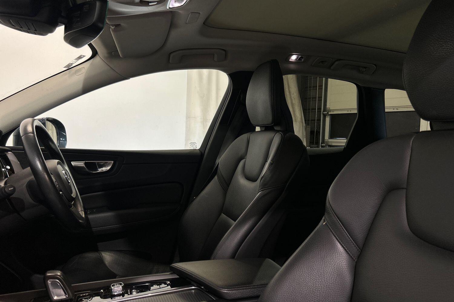 Used Volvo XC60 2020 for sale - 76043275: Photo 30