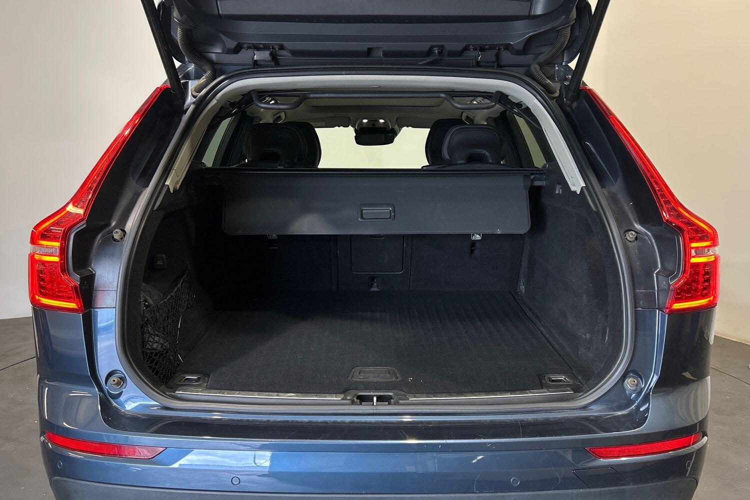 Used Volvo XC60 2020 for sale - 76043275: Photo 9