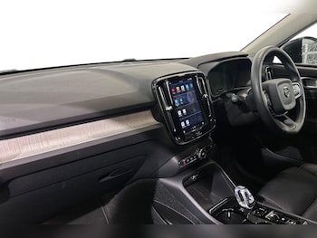 Used Volvo XC40 2024 for sale - 76152246: Photo