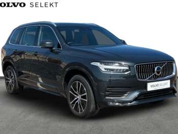 2021 (21) - Momentum, B5 AWD mild hybrid, Seven individual seats 5-Door