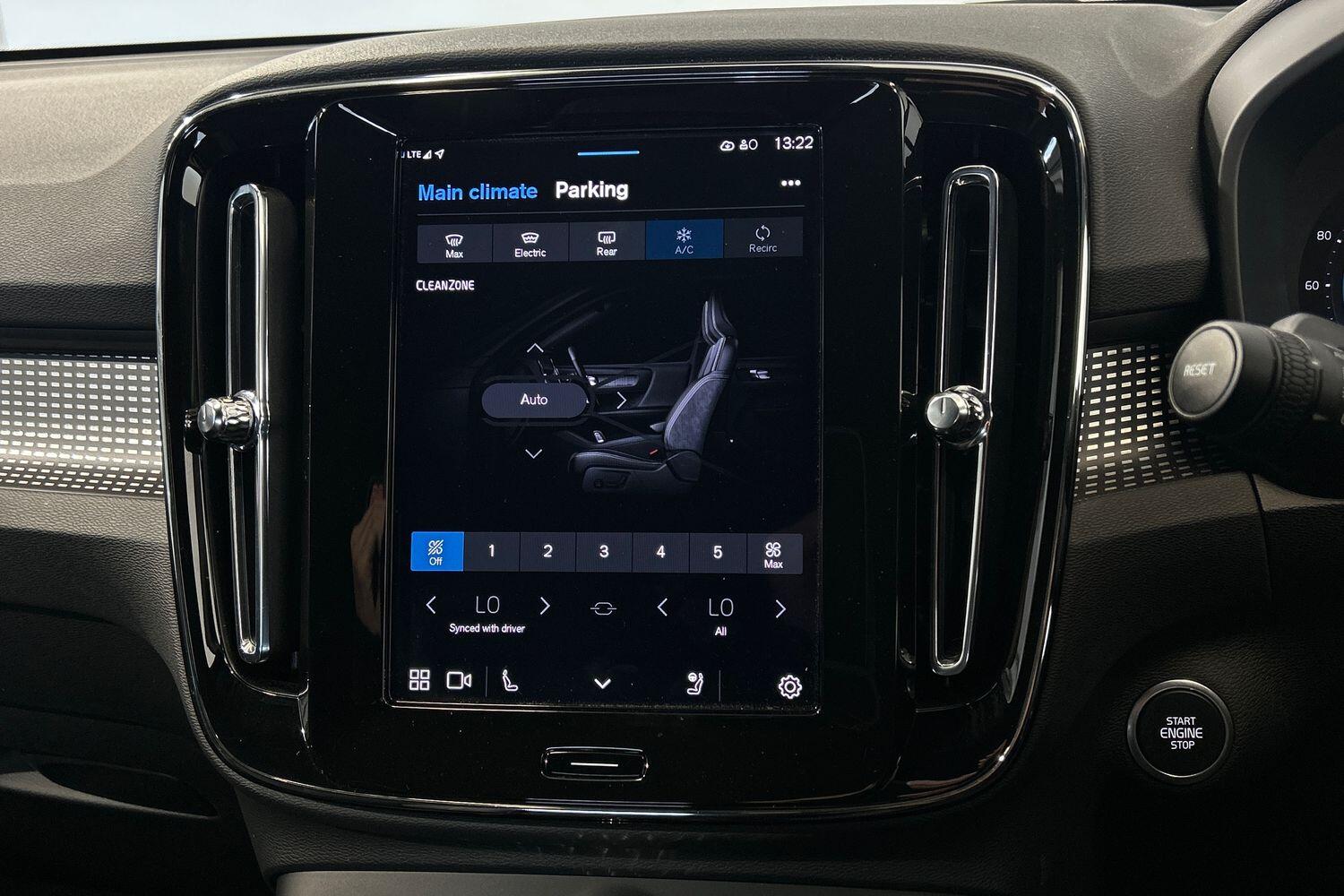 Used Volvo XC40 2025 for sale - 76020208: Photo 26