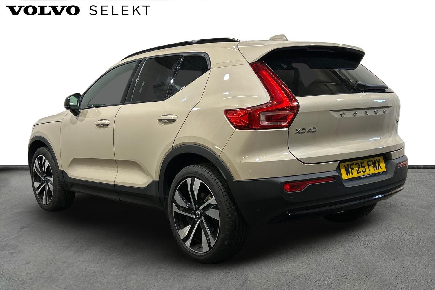 Used Volvo XC40 2025 for sale - 76020208: Photo 4