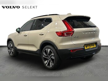 Used Volvo XC40 2025 for sale - 76020208: Photo 4