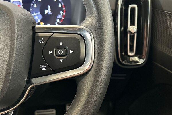 Used Volvo XC40 2021 for sale - 75600583: Photo 13