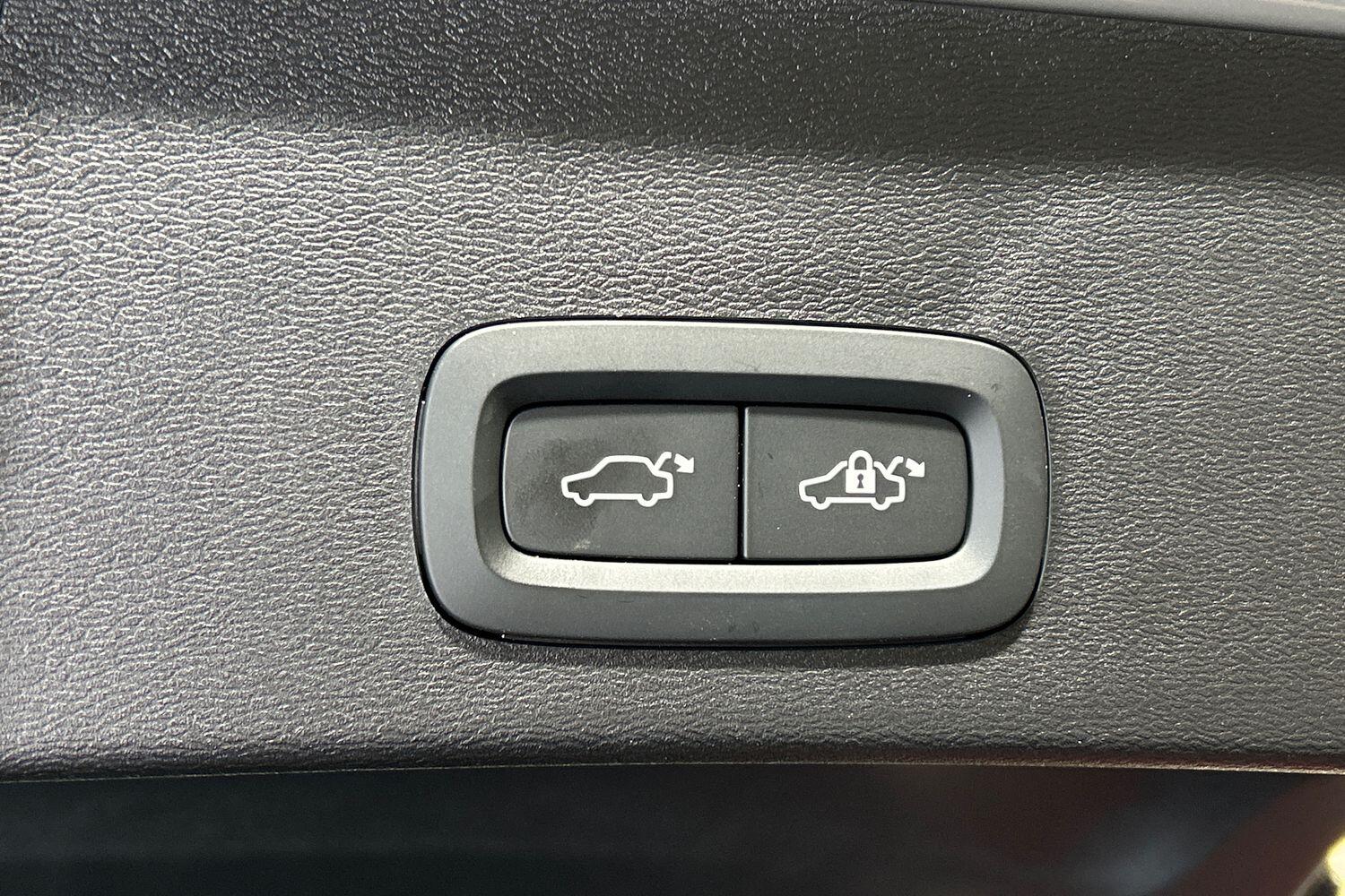 Used Volvo XC40 2024 for sale - 76042161: Photo 32