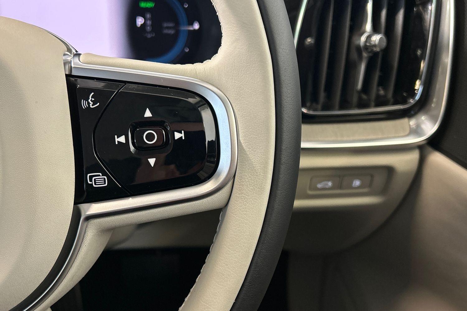 Used Volvo V60 2025 for sale - 76109635: Photo 13