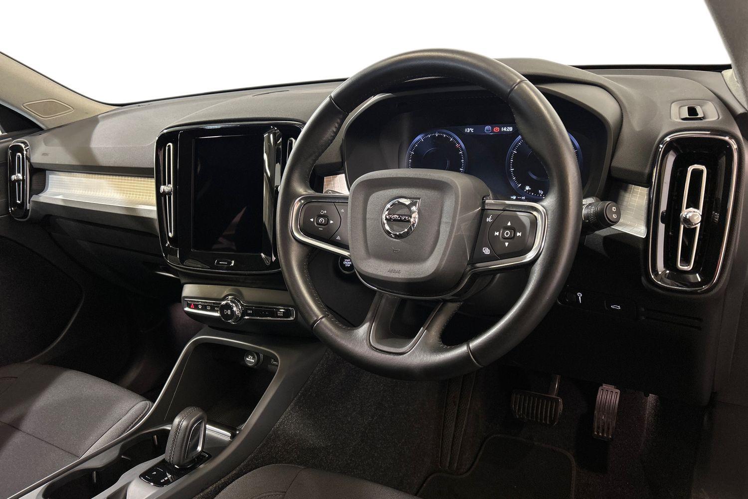 Used Volvo XC40 2021 for sale - 76042493: Photo 11
