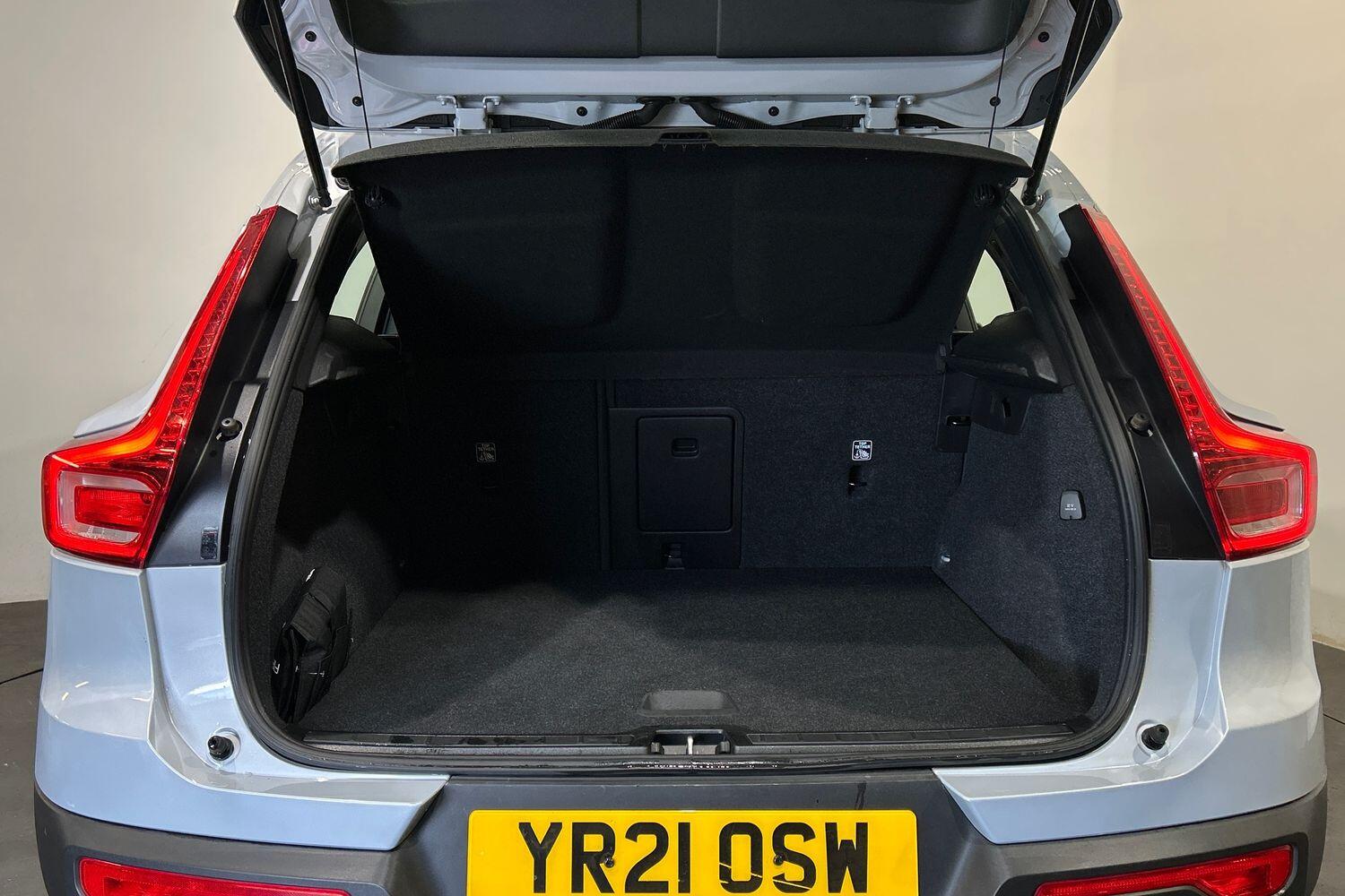 Used Volvo XC40 2021 for sale - 76042493: Photo 9