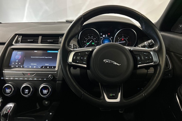 Used Jaguar E-Pace 2018 for sale - 76215508: Photo 28