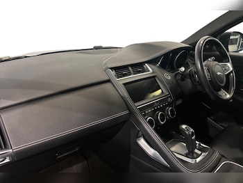 Used Jaguar E-Pace 2018 for sale - 76215508: Photo 2