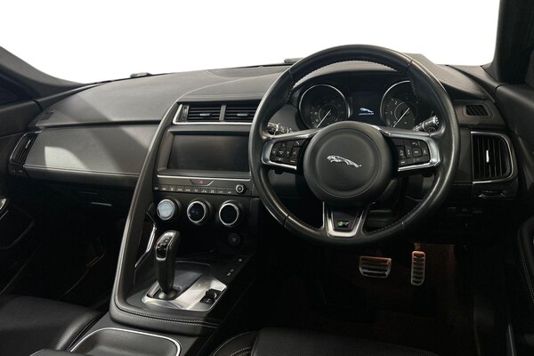 Used Jaguar E-Pace 2018 for sale - 76215508: Photo 6