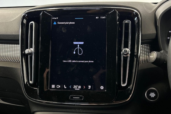 Used Volvo XC40 2025 for sale - 75635704: Photo 24