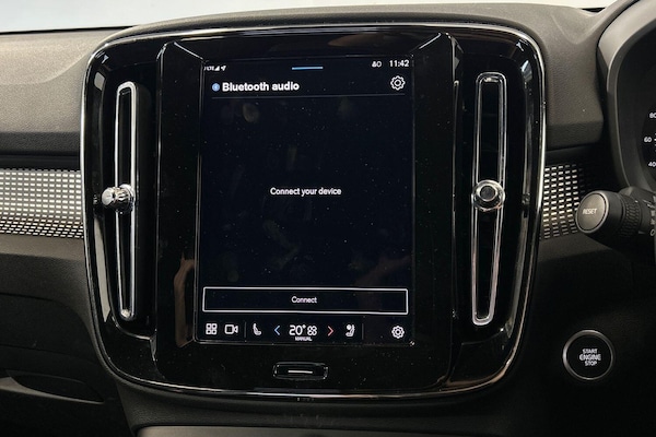 Used Volvo XC40 2025 for sale - 75635704: Photo 25