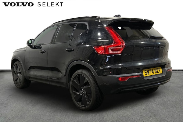 Used Volvo XC40 2025 for sale - 75635704: Photo 4