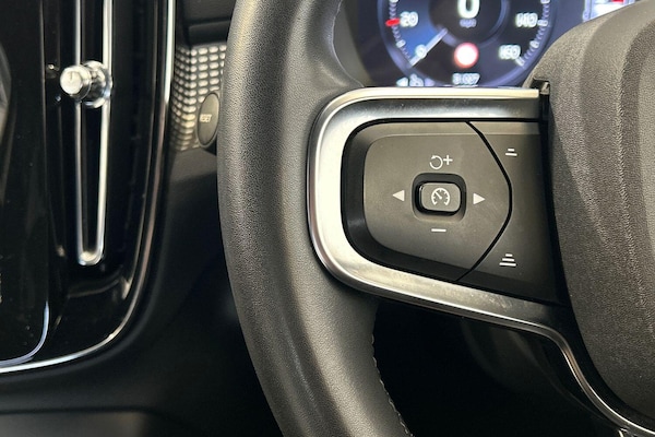 Used Volvo XC40 2022 for sale - 75186259: Photo 12