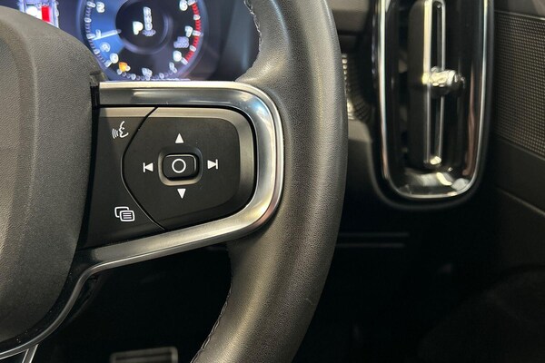 Used Volvo XC40 2022 for sale - 75186259: Photo 13