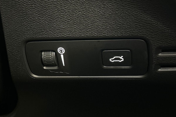 Used Volvo XC40 2022 for sale - 75186259: Photo 26