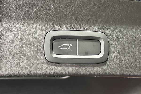 Used Volvo XC40 2022 for sale - 75186259: Photo 30