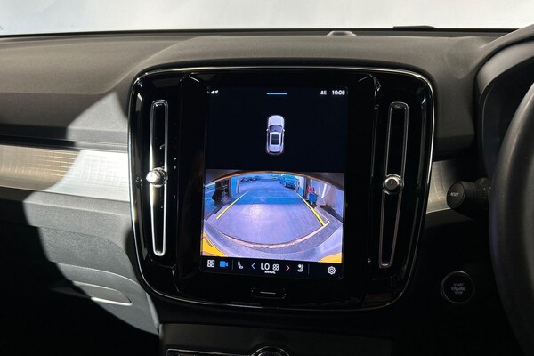 Used Volvo XC40 2023 for sale - 76214186: Photo 17